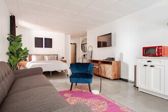 1020 16th St NW in Washington, DC - Building Photo - Building Photo