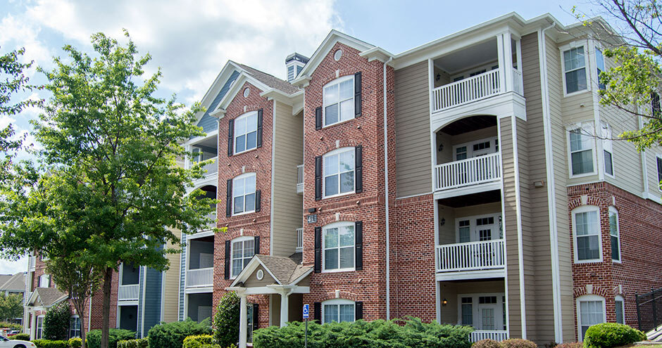 Park at the Marketplace in Atlanta, GA - Building Photo