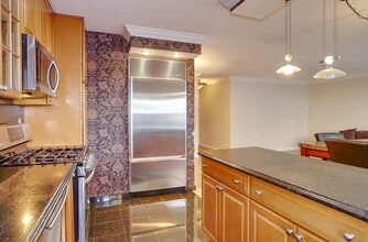 225 St Pauls Ave in Jersey City, NJ - Building Photo - Building Photo