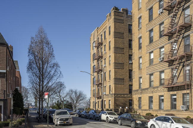 7119 Shore Road in Brooklyn, NY - Building Photo - Building Photo