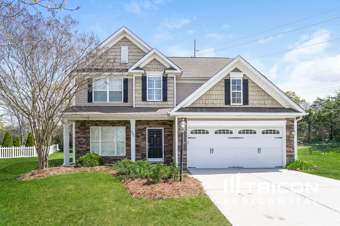 3481 Lilliefield Ln in High Point, NC - Building Photo