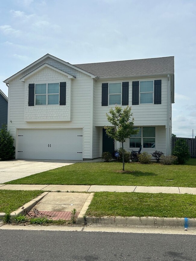 property at 7021 Trestle Pl