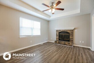 113 Cross Creek Ln in Grain Valley, MO - Building Photo - Building Photo