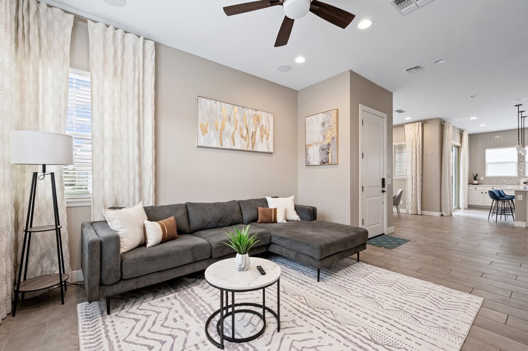 1913 E Rosemary Dr in Chandler, AZ - Building Photo