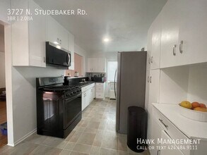 3727 N Studebaker Rd in Long Beach, CA - Building Photo - Building Photo