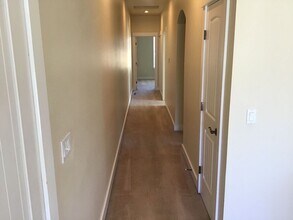 1052 NE Rambling Ln in Bend, OR - Building Photo - Building Photo