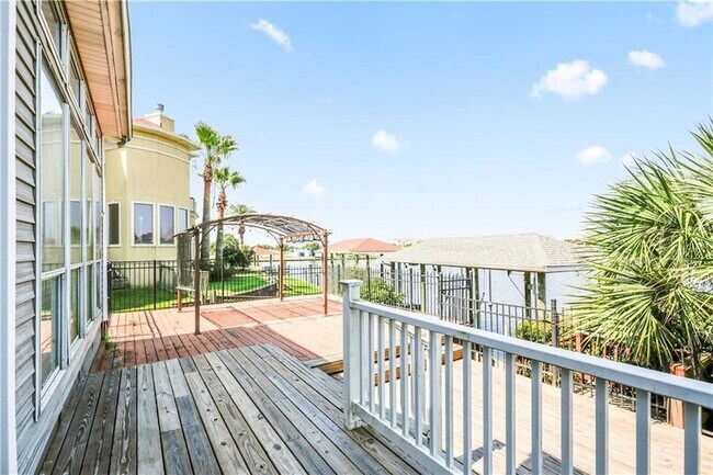 1784 Marina Dr in Slidell, LA - Building Photo - Building Photo
