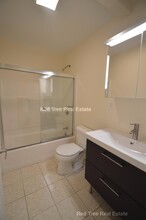 1803 Beacon St, Unit 3 in Brookline, MA - Building Photo - Building Photo