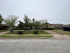 3921 Whiterock Trail in Garland, TX - Building Photo - Building Photo