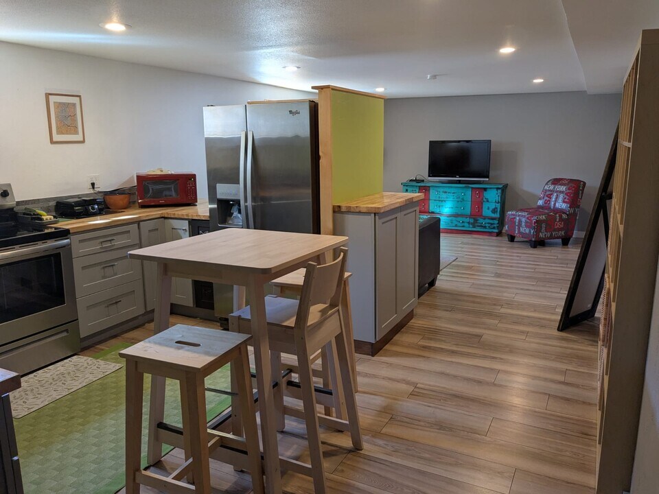 6915 Yates St, Unit Mother in law apt. in Westminster, CO - Building Photo