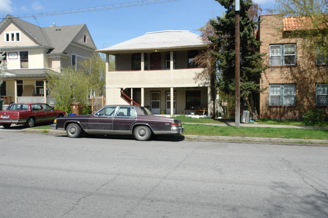 1714 W Pacific Ave in Spokane, WA - Foto de edificio - Building Photo