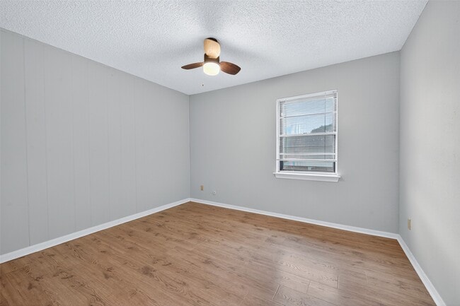 property at 1445 Bonanza Rd