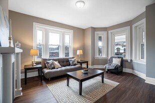 205 Lincoln Ave in Bellevue, PA - Building Photo