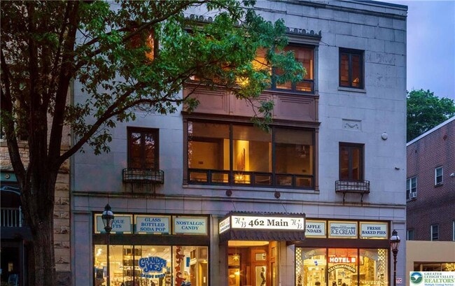 property at 462 Main St