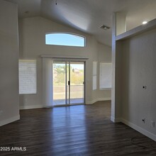 11606 W Grapefruit Ct in Surprise, AZ - Building Photo - Building Photo