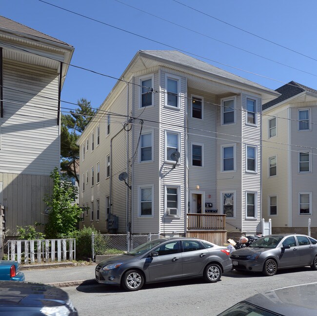 115½ Bullard St in New Bedford, MA - Foto de edificio - Building Photo