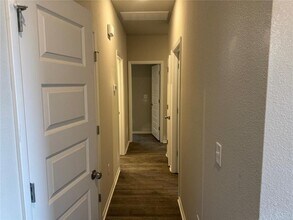 6606 NW Gregory St in Bentonville, AR - Building Photo - Building Photo