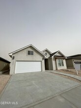 1802 Dana Gray St in El Paso, TX - Foto de edificio - Building Photo