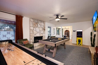 2751 Forest Spur in San Antonio, TX - Building Photo - Building Photo