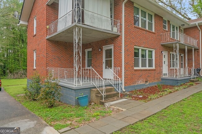 property at 147 Burnside St
