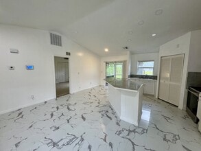 2410 George Ave S in Lehigh Acres, FL - Building Photo - Building Photo