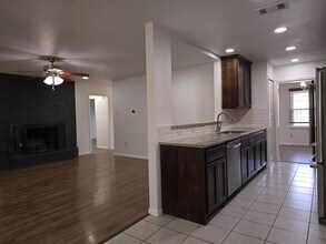 5604 Morley Ave in Fort Worth, TX - Building Photo - Building Photo