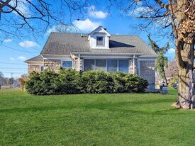 4724 Cane Run Rd in Louisville, KY - Building Photo