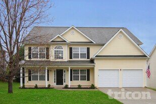 303 Glennallen Rd in Mooresville, NC - Building Photo