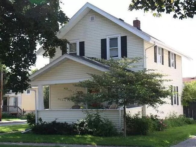 property at 325 W Spring St