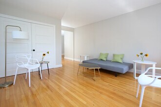 8 Kilsyth Ter, Unit 43 in Boston, MA - Foto de edificio - Building Photo