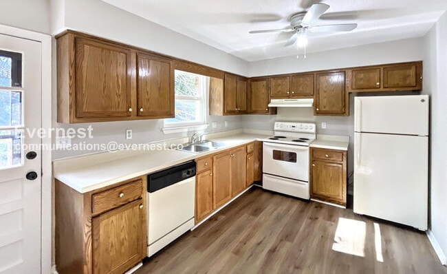 3648 Missionaire Ave in East Ridge, TN - Building Photo - Building Photo