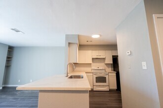 2501 Gulf Fwy in Dickinson, TX - Building Photo - Building Photo