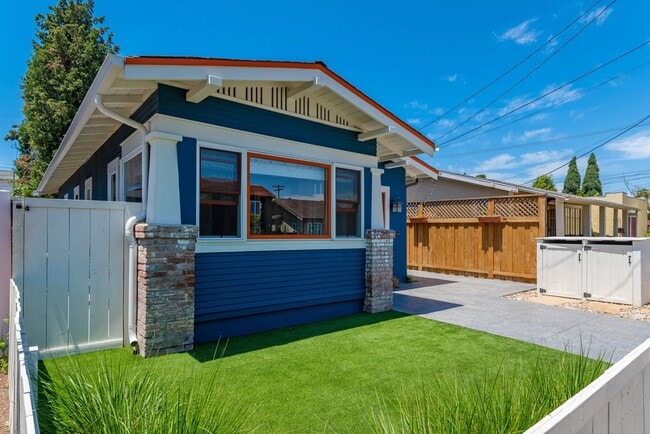 3432 Grim Ave in San Diego, CA - Building Photo - Building Photo