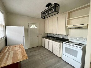 806 S Prospect St in Columbia, SC - Building Photo - Building Photo