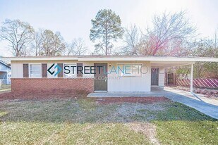 4202 Snellings Dr in Columbus, GA - Building Photo