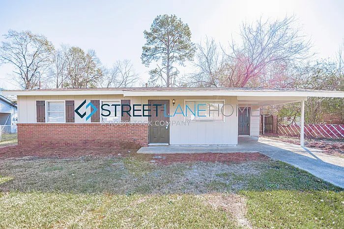 4202 Snellings Dr in Columbus, GA - Building Photo