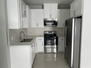 2507 N Vineyard Ave in Edinburg, TX - Foto de edificio - Building Photo