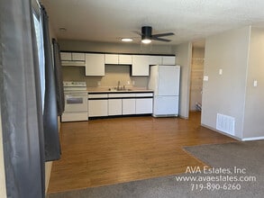 2828 Ontario St in Pueblo, CO - Building Photo - Building Photo