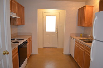 940 Ramblewood St in Harker Heights, TX - Foto de edificio - Building Photo