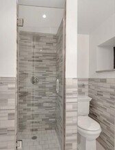 250 Mott St in New York, NY - Building Photo - Building Photo