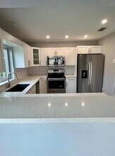 274 SW 159th Terrace in Sunrise, FL - Building Photo - Building Photo