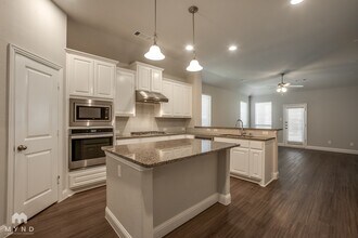 3313 King Yon Wy in Lewisville, TX - Building Photo - Building Photo