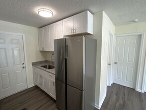 3556 Fair St-Unit -B in Macon, GA - Building Photo - Building Photo