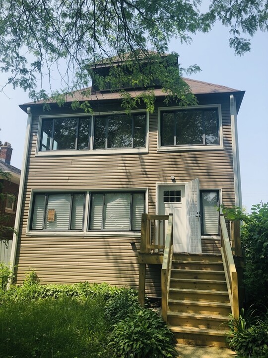 150 S 14th Ave in Maywood, IL - Building Photo