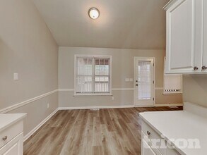 1113 Dunwoody Dr in Simpsonville, SC - Foto de edificio - Building Photo