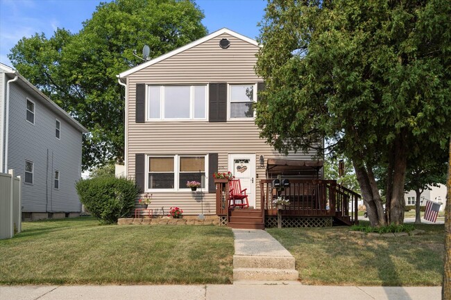 property at 3857 S 48th St