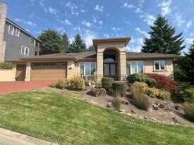 3859 NW Devoto Ln in Portland, OR - Building Photo