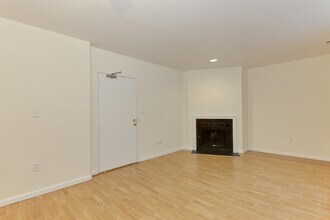 2012 O St NW in Washington, DC - Building Photo - Building Photo