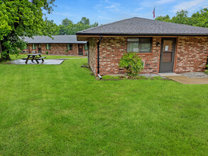 Boyer Apartments in Webb City, MO - Building Photo - Building Photo