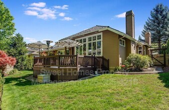 5571 178th Ave SE in Bellevue, WA - Building Photo - Building Photo